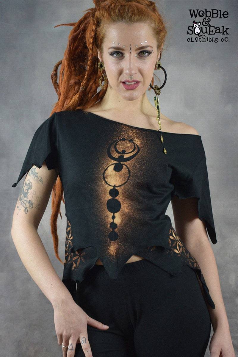 Top Aus Bio-Baumwolle Sacred Geometry Festival Fashion von WobbleandSqueak