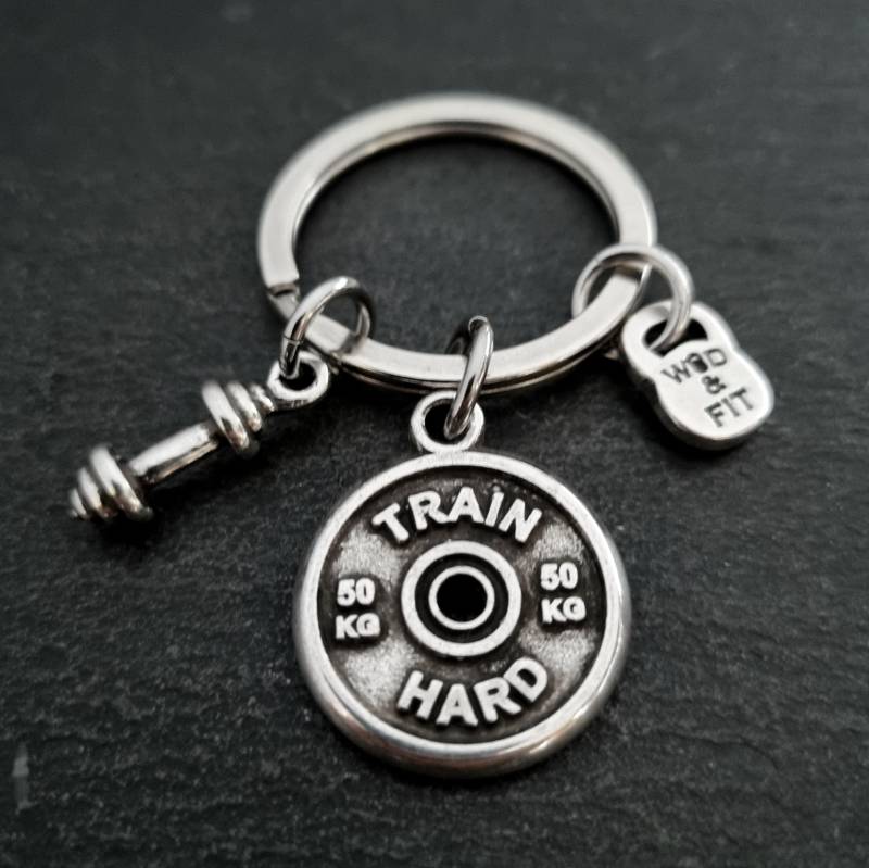 Ricky Workout Gym Schlüsselanhänger - Motivation Und Gewichte Fitnessgeschenk Bodybuilding Fitness Trainergeschenk Fitnessstudio Gewichtheben Wod & von WodAndFit