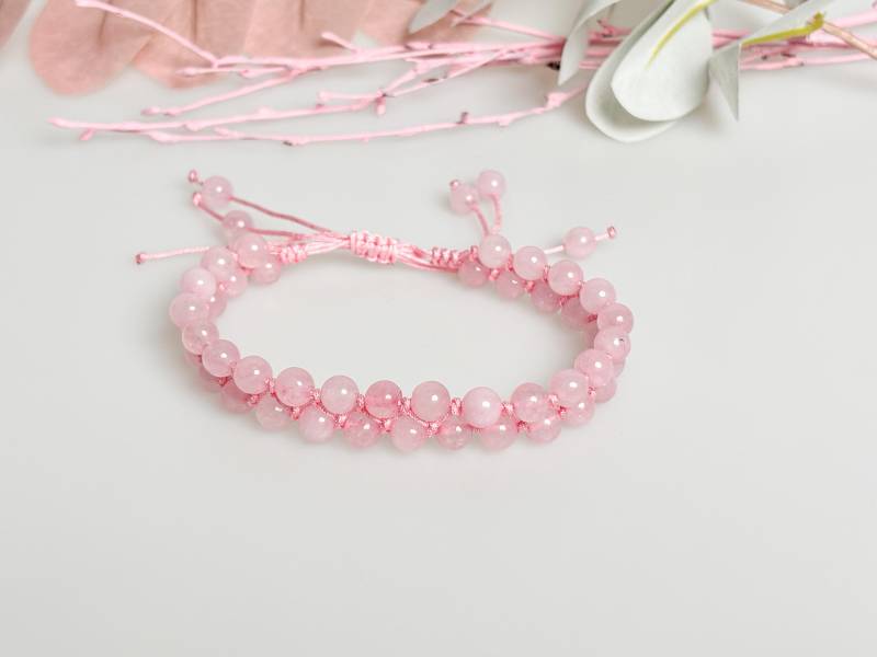 Rosenquarz Makramee Armband - Größenverstellbar, 6mm Perlen, Handgefertigter Schmuck von WoelkchenWunderShop