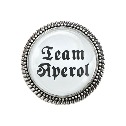 Gaudi-Brosche in Silber "Team Aperol" von Woidladinger Gaudi-Brosche in Silber "Team Aperol" von Woidladinger von Woidladinger