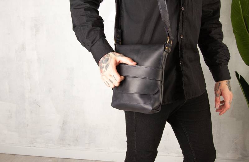 Handgemachte Umhängetasche, Handgefertigte Leder Umhängetasche Herren, Kleine Umhängetasche, Kleine von WolaStore