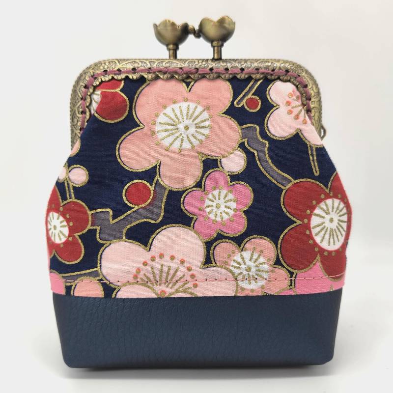 Clipbörse Stoff Portemonnaie Täschchen Münzbörse Blumen Frühling Blümchen Flower Muttertag Geschenk von WoleaHandmade