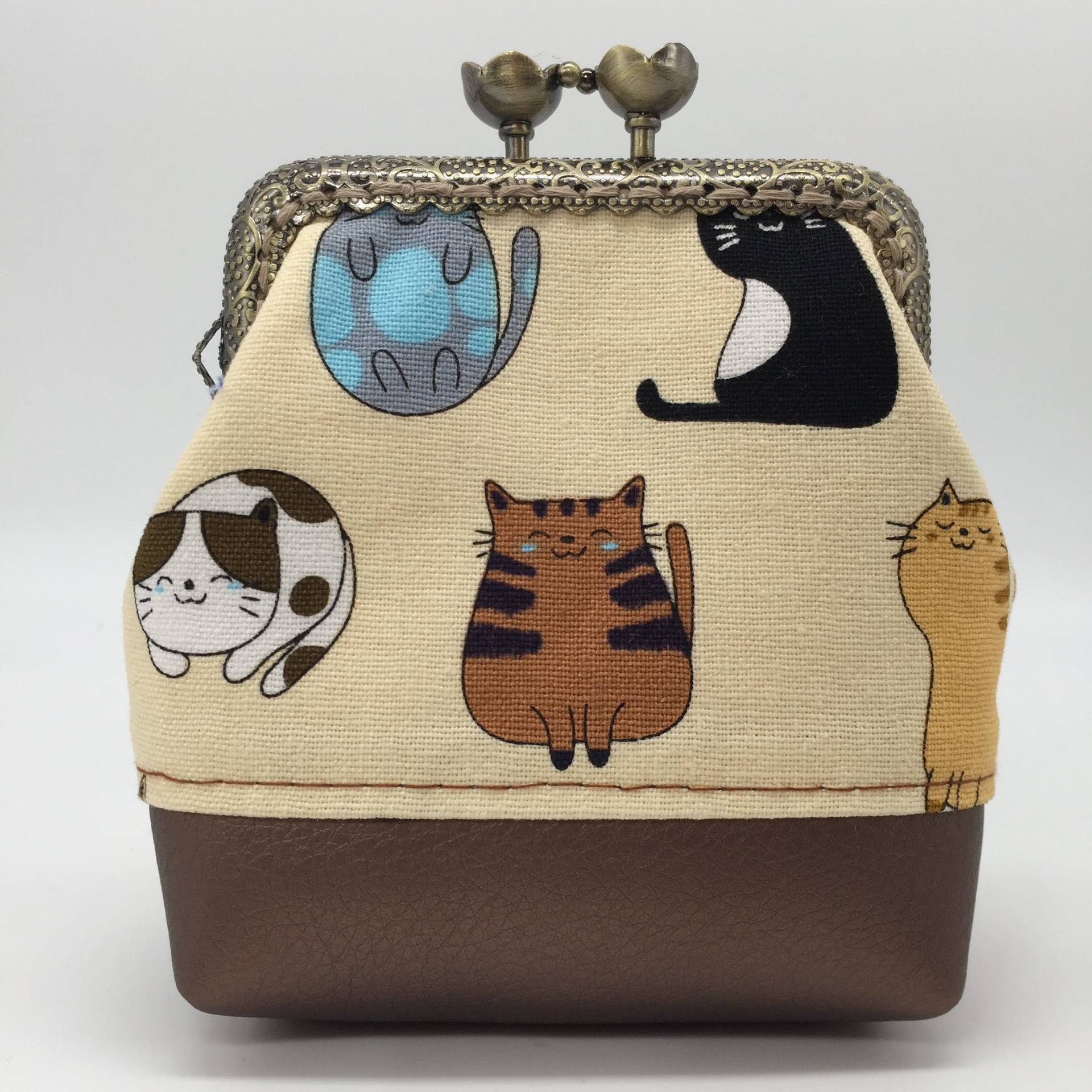 Damen Clipbörse Stoff Portemonnaie Mädchen Frau Täschchen Münzenbörse Katze Kater von WoleaHandmade