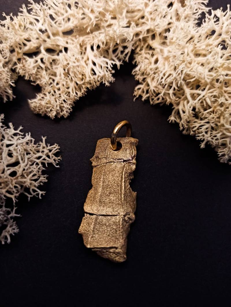 Granatsplitter 24K Gold Größe | L Weltkrieg Kettenanhänger Bodenfund Ww2 Wwii Replikat Replica Sondeln Metalldetektor Larp Metaldetecting 22 Granatsplitter 24K Gold Größe | L Weltkrieg Kettenanhänger Bodenfund Ww2 Wwii Replikat Replica Sondeln Metalldetektor Larp Metaldetecting 22 von WolframArtifacts