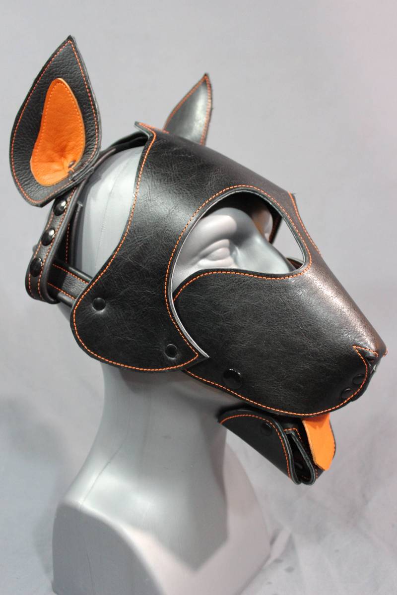 Bull Terrier Style Pup Maske von WolfstrykerLeather