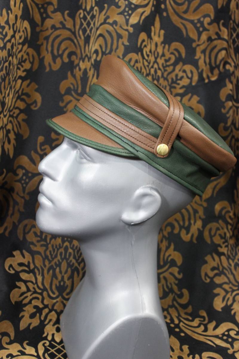 Die Wolfstryker Abdeckung in Elk von WolfstrykerLeather