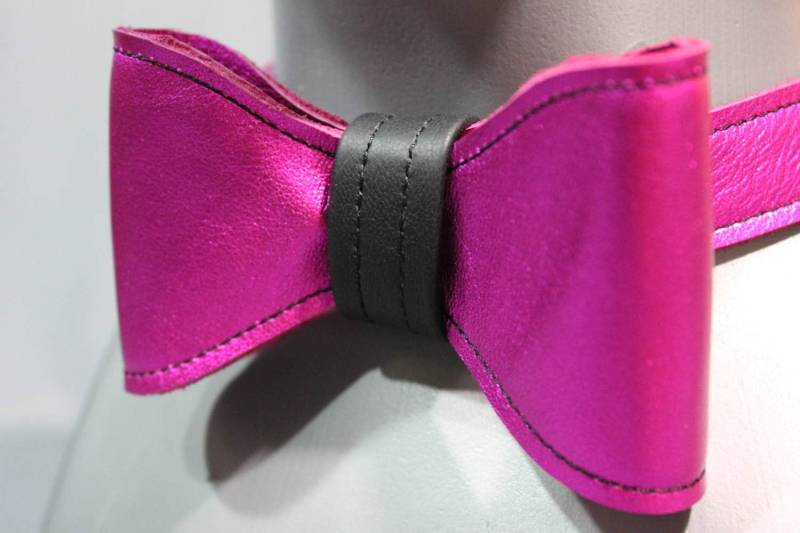 Leder Fliegen Einzelne Farbe Bowtie von WolfstrykerLeather