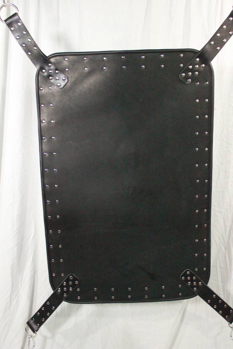 Unsere "Ganze Verstecken" Solide Schlinge in Schwarz Leder von WolfstrykerLeather