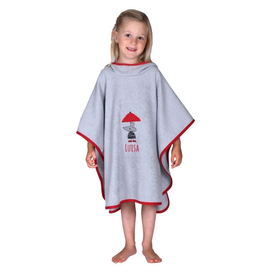Poncho Grau Mit Maus Und Schirm-Motiv Name Bestickt Badeponcho Geschenk Zur Geburt Geburtstag Oder Taufe Poncho Grau Mit Maus Und Schirm-Motiv Name Bestickt Badeponcho Geschenk Zur Geburt Geburtstag Oder Taufe von Wolimbo