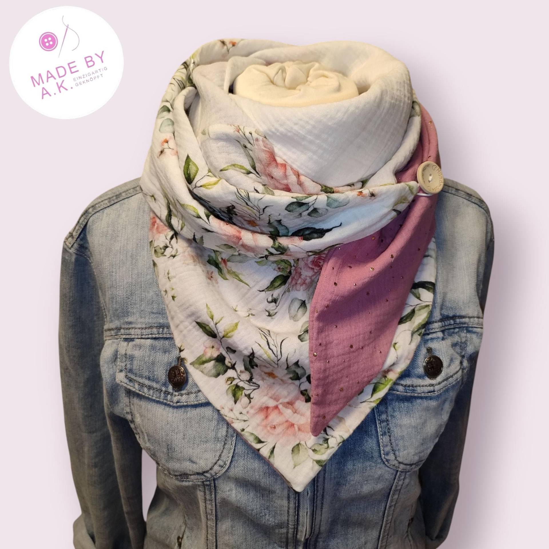 Damentuch Halstuch/Schal Mit Knopf 3Farbig Zum Wenden Unikat Dreieckstuch Geschenk Musselintuch Rosen Wickelhalstuch Gold Weiß von WolkenlosbyAK