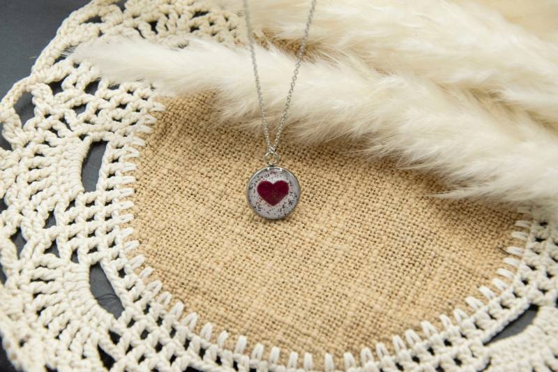 Kette Mit Herz Aus Ahornblatt, Halskette von WolkenschlossZauber