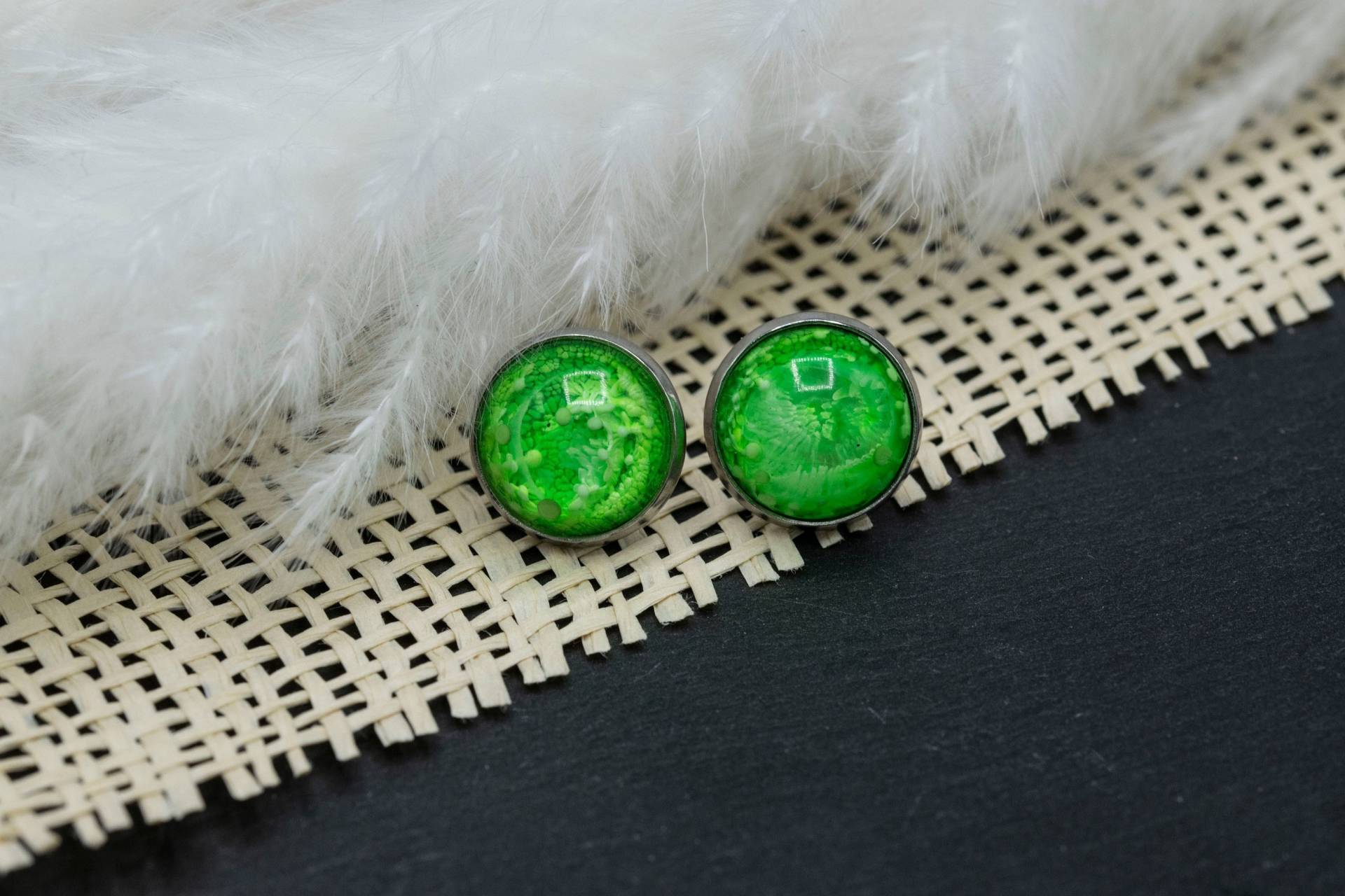 Ohrstecker Edelstahl Klein Grün, 12mm, Ohrringe Bunt von WolkenschlossZauber