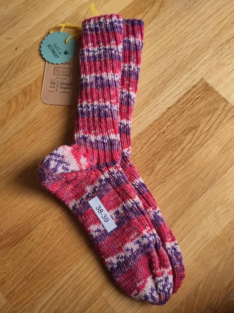 1 Paar Handgestrickte Socken - Größe 38 39 von WollCraftStudio