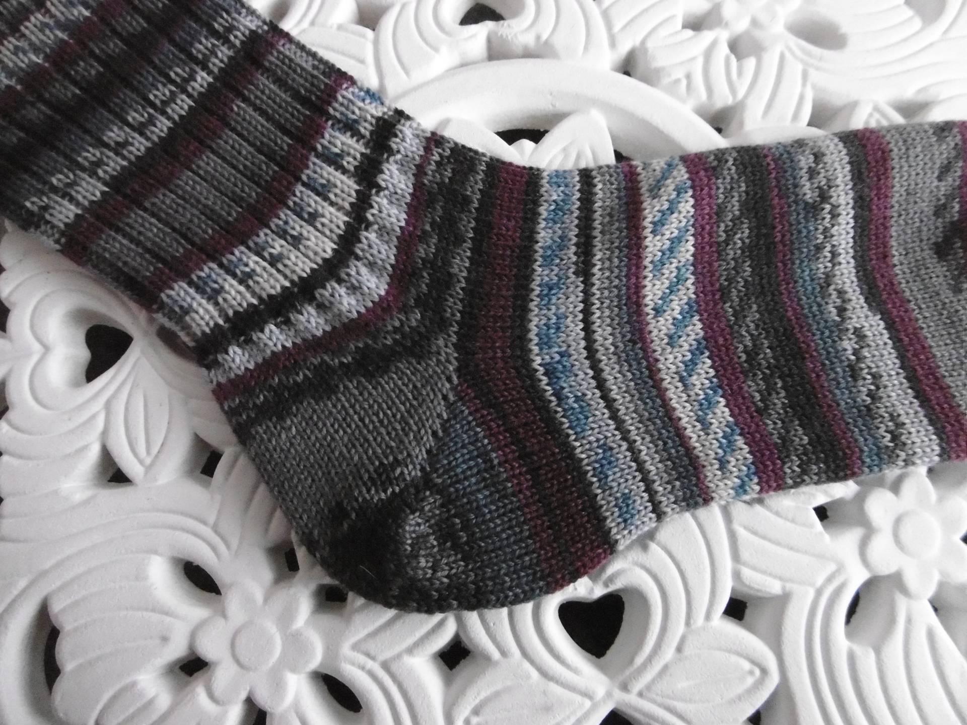 Socken Gestrickt Unisex Gr.38/39 Wollsocken Strickstrümpfe Socken Gestrickt Unisex Gr.38/39 Wollsocken Strickstrümpfe von WolleKunterbunt