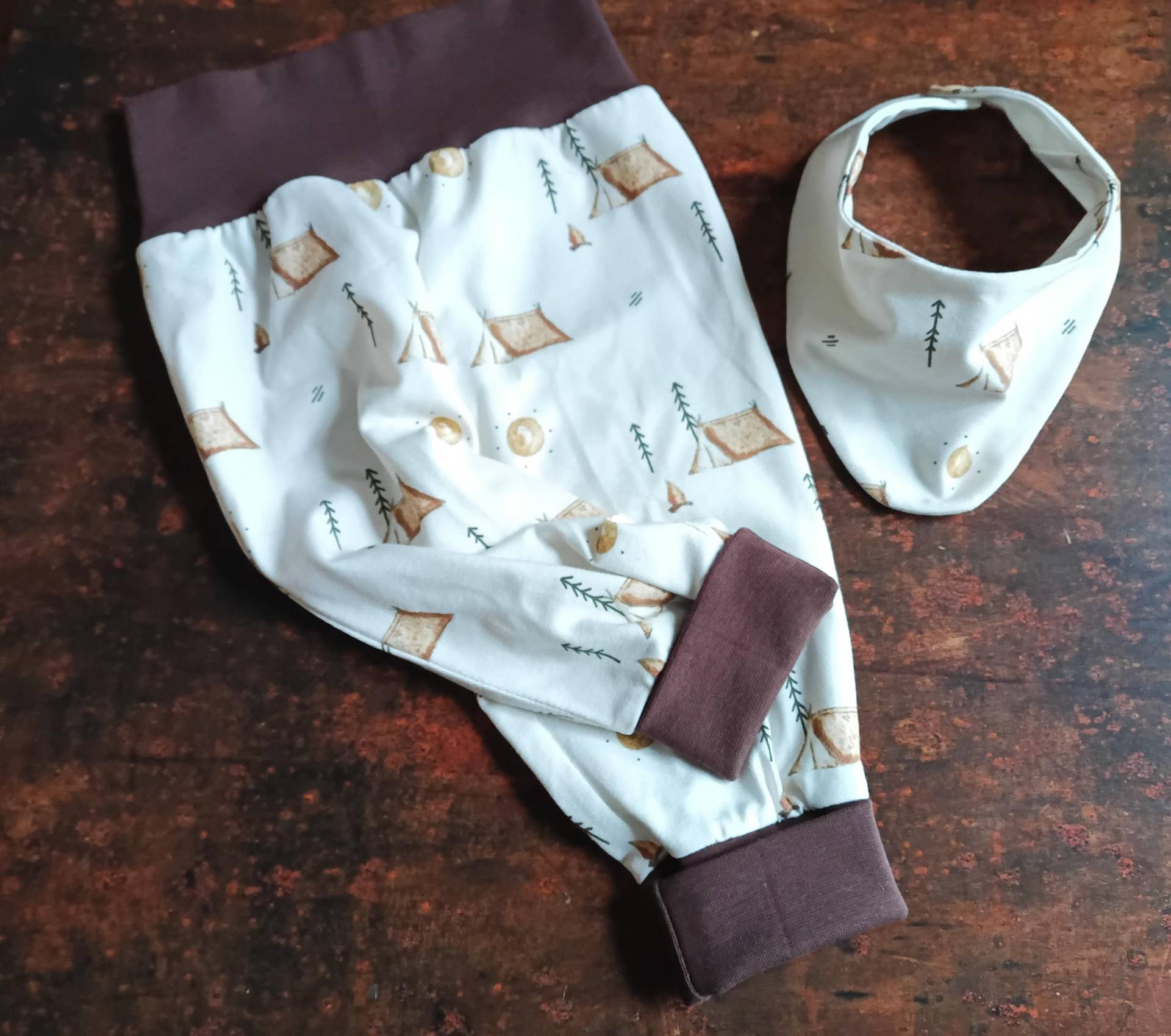 Babyset, Mitwachshose + Halstuch Bio Baumwolle Gr. 62-74 von Wolleladen