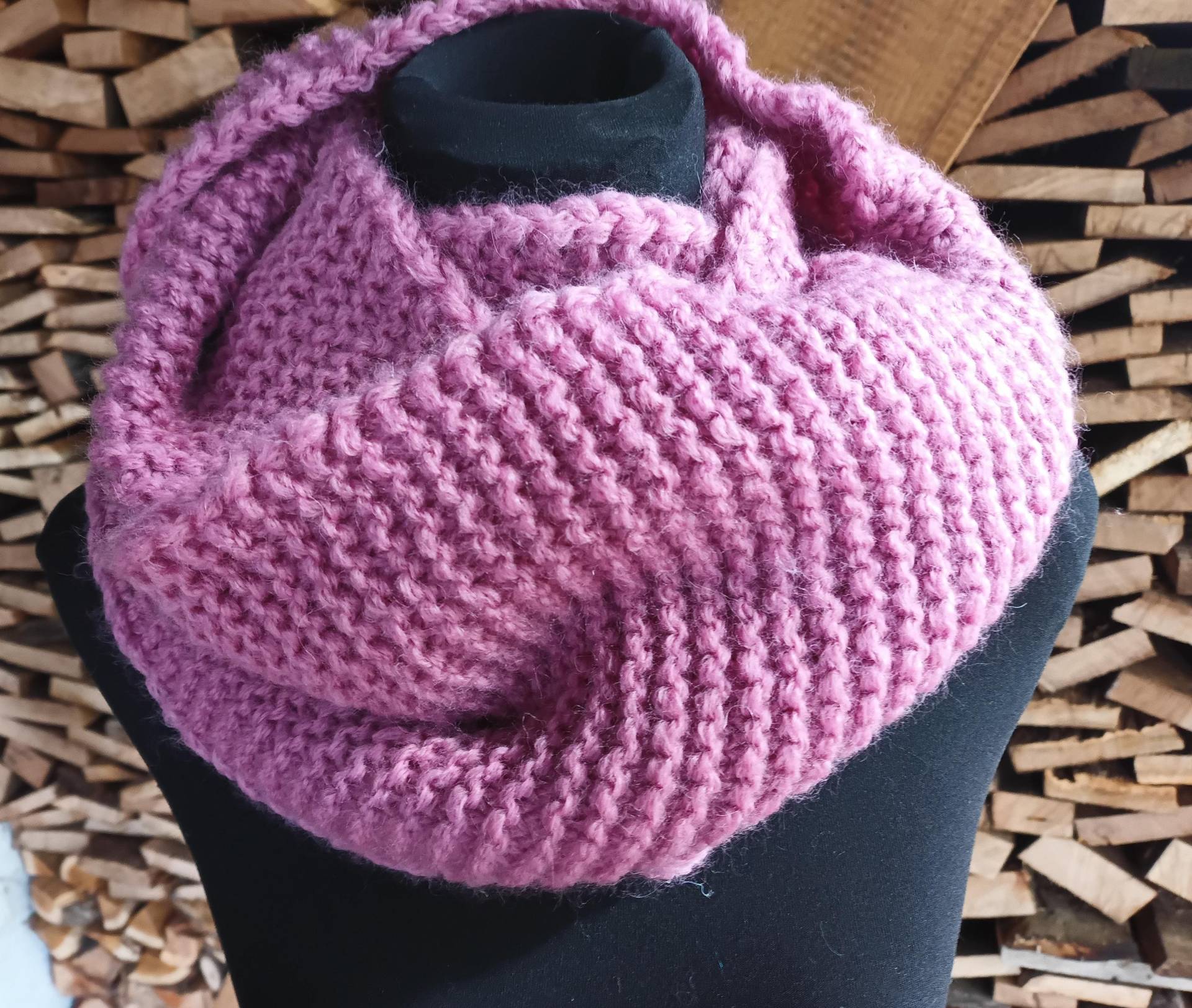 Loopschal Weich Altrosa Handarbeit von Wolleladen