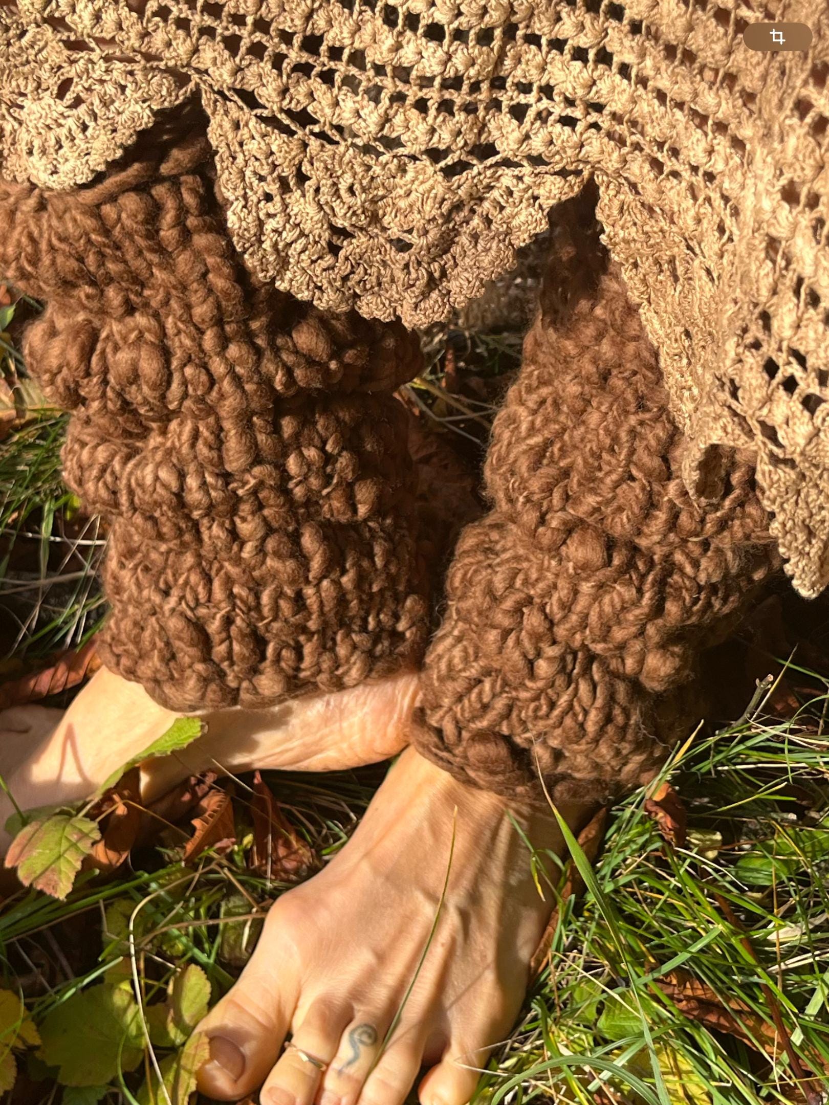 Beinstulpen Schurwolle Handgesponnen Pflanzengefärbt Dicke Wolle Primitive Raw von Wollfeuer