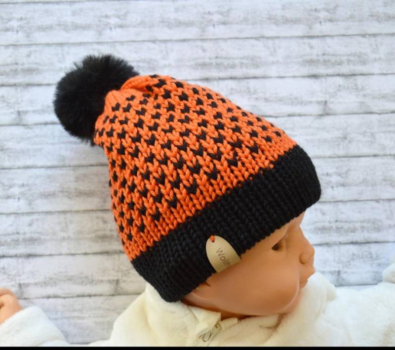 Sofort Lieferbar Gestrickte Babymütze Kopfumfang 42-48 cm, Mit Kunstfellbommel von Wollherzchen
