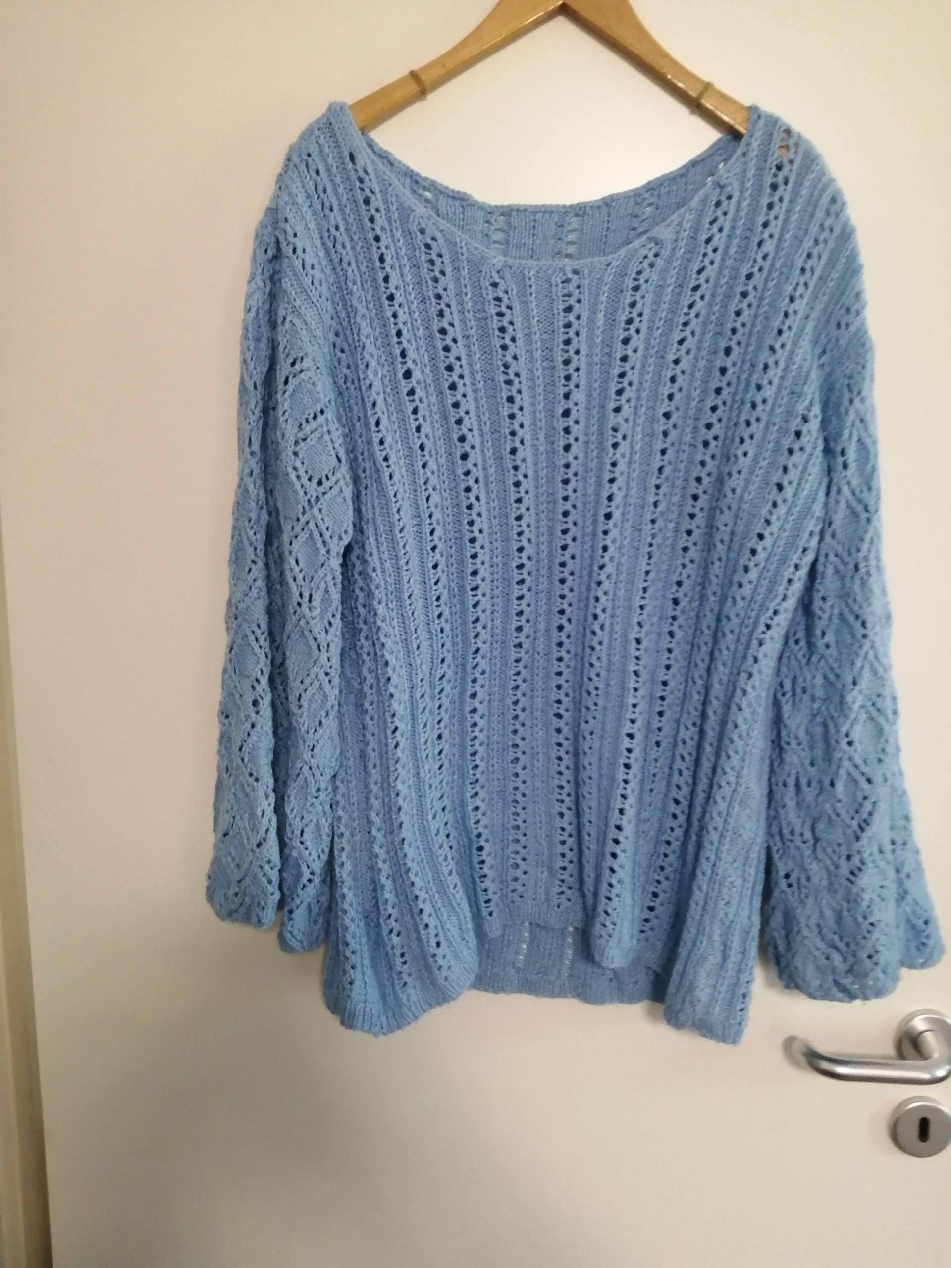 Ajourmuster Pullover Mit Ballonärmeln in Hellblau Größe 46/48 von WolligesVonStefanie