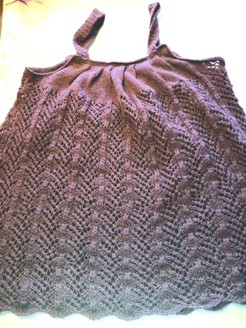 Fluffiges Hängerchen in Violett von WolligesVonStefanie