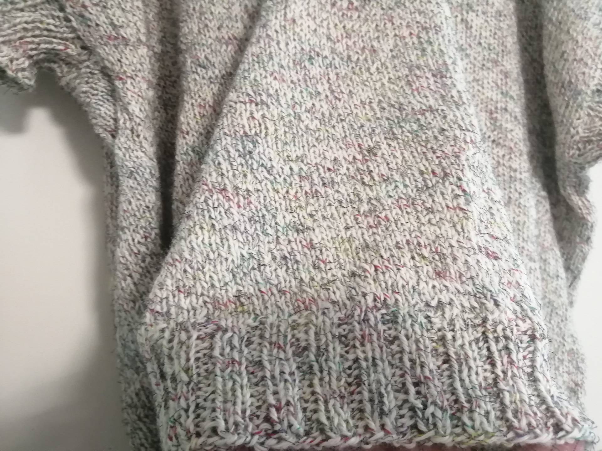 strickpullover in Weißmeliert Mit Kurzen Ärmeln Größe 50 von WolligesVonStefanie