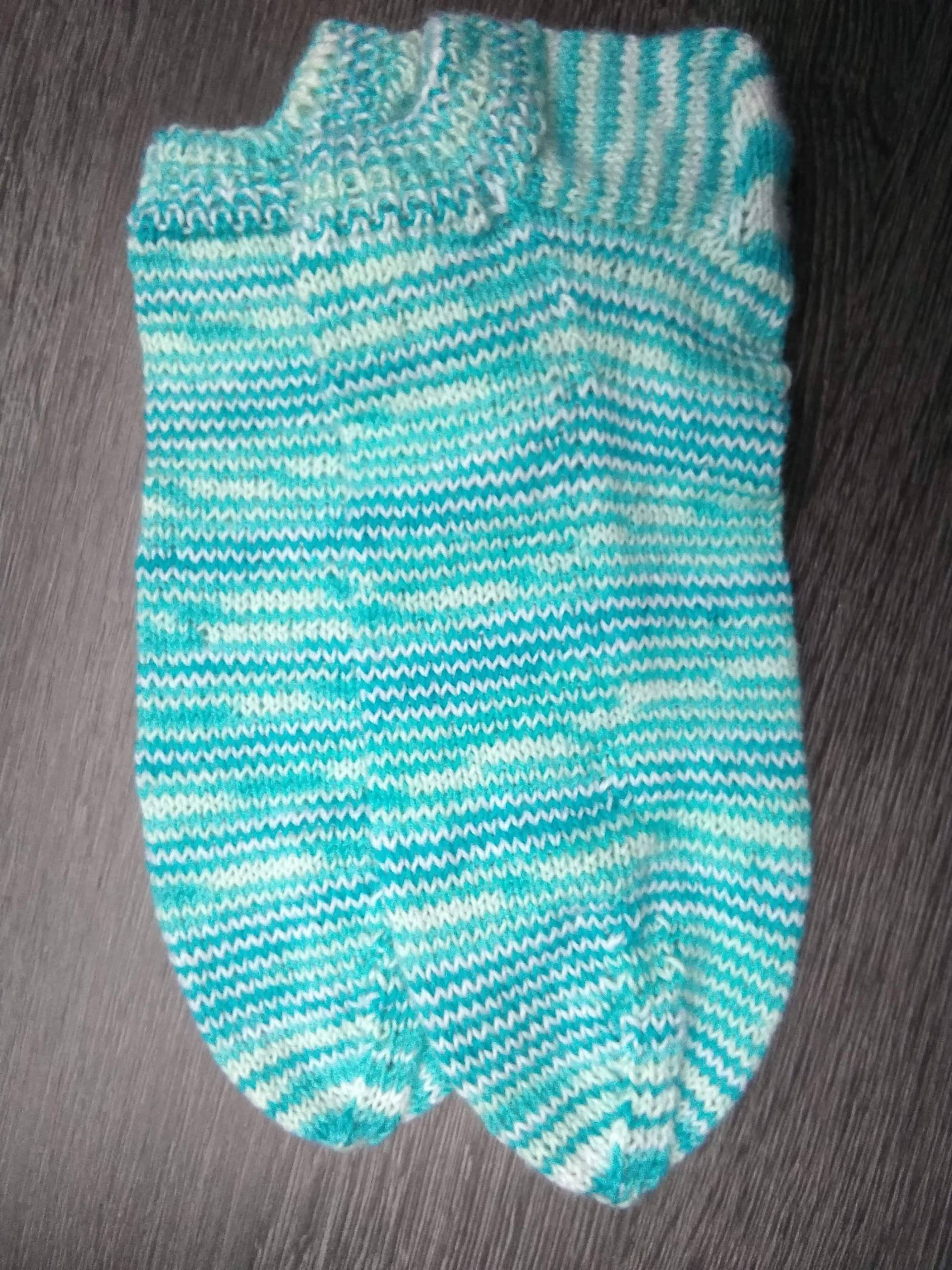 Sneakersocken, Erwachsene, Größe 42/43, Handgestrickt, Schurwolle, Polyacryl, Wollsocken, Stricksocken, Söckchen, Schurwollsocken von WolligesvonKonni