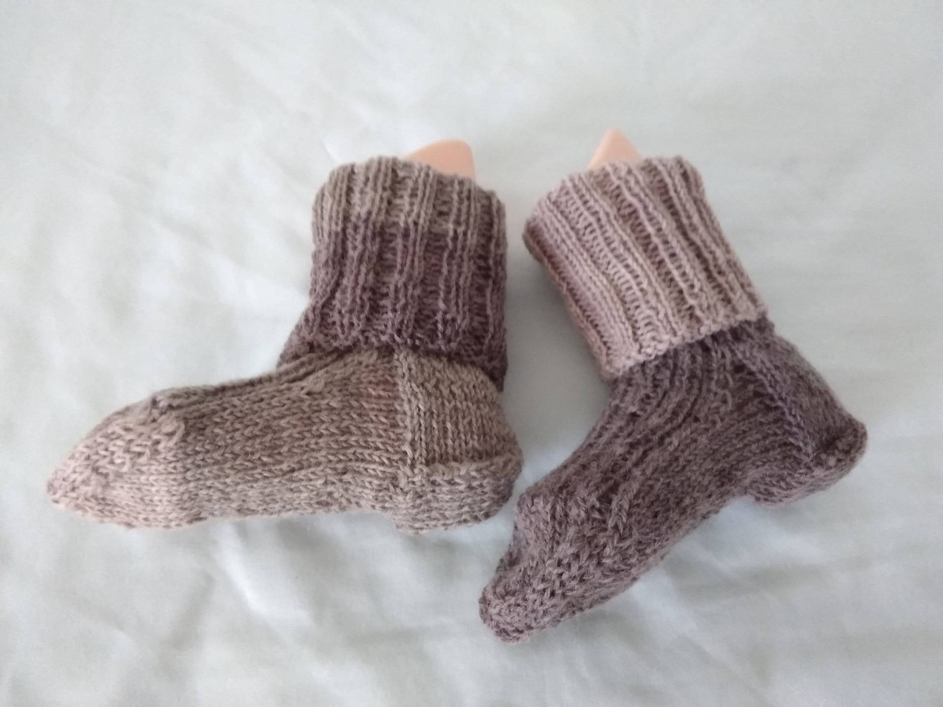 Strümpfe, Handgestrickt, Größe 24/25, Stricksocken, Bündchenmuster, Wollsocken, Strickstrümpfe, Schurwolle, Schafwolle, Schafwollsocken von WolligesvonKonni
