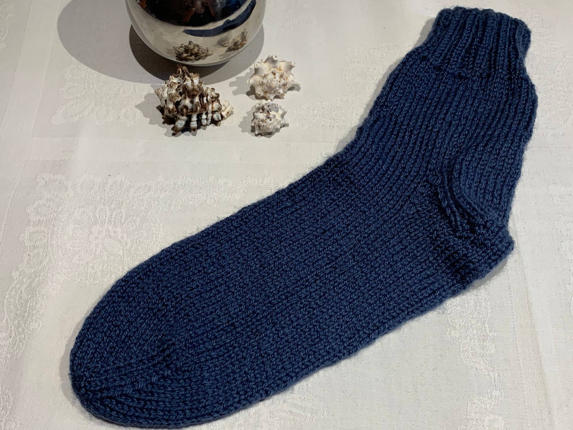 Handgestrickte Socken in Blau Handgestrickte Socken in Blau von Wollsockenundmehr