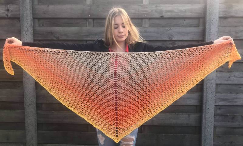 Schöner Häkelschal in Schönen Sonnigen Farben von Wolwereld