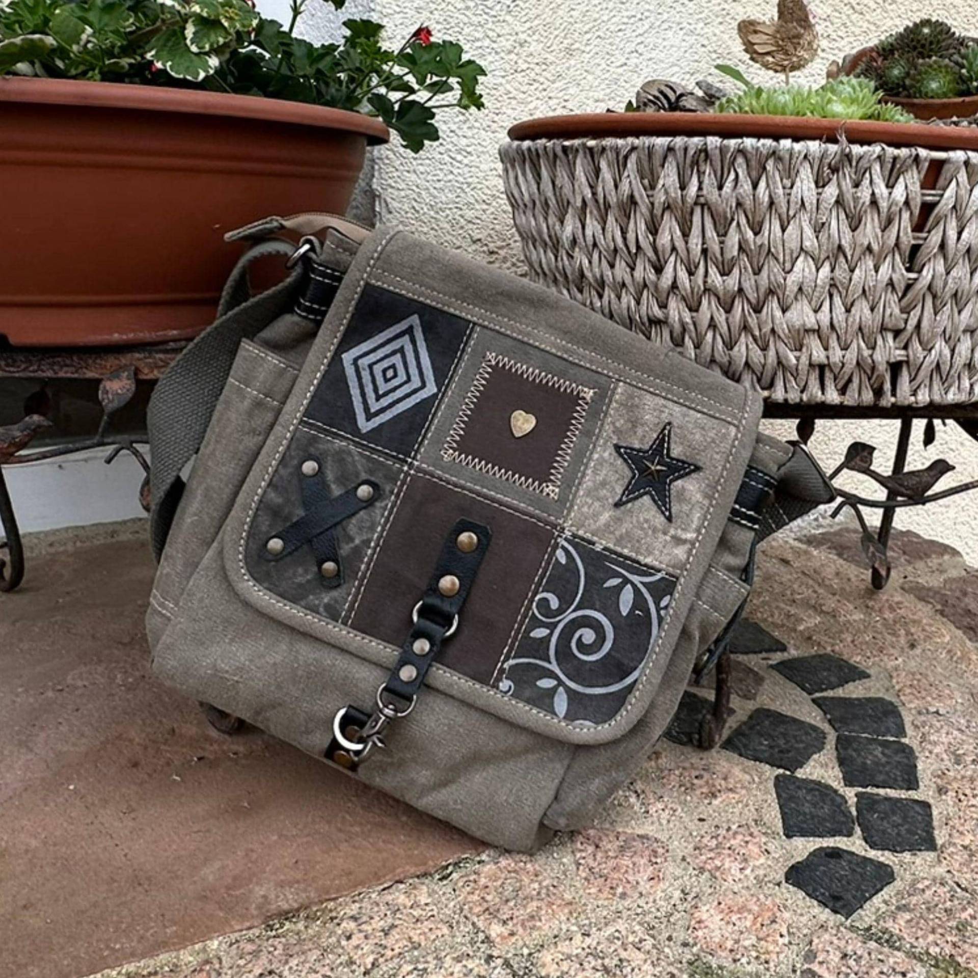 Sunsa Damen Messenger Tasche. Umhängetasche Aus Canvas/Leinwand & Leder. Mittelgroße Kuriertasche Schultertasche in Vintage Patchwork Design von WomanInFashionDE