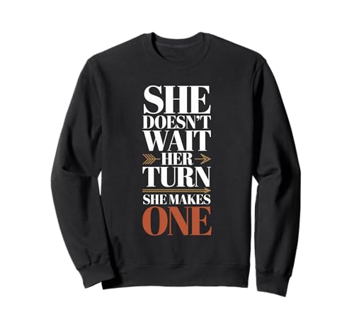 Sie leitet leise, Aber kraftvoll die Gleichstellung von Frauen Sweatshirt Sie leitet leise, Aber kraftvoll die Gleichstellung von Frauen Sweatshirt von Women's Equality Youth Feminist Movement