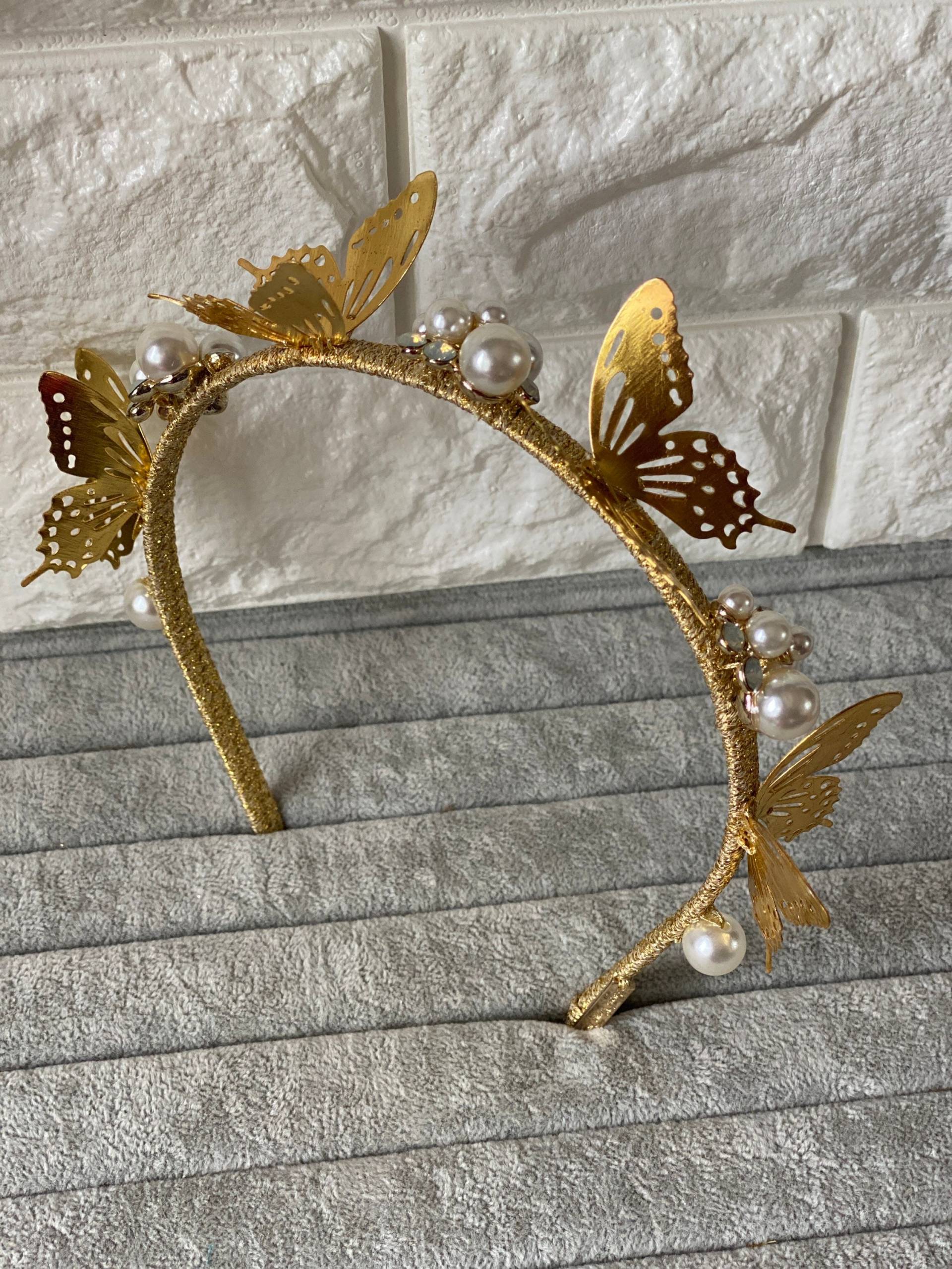 Gold Schmetterling Verzierung, Krone Fascinator, Sierra Stirnband, Hochzeit Luxus Kopfschmuck Gold Schmetterling Verzierung, Krone Fascinator, Sierra Stirnband, Hochzeit Luxus Kopfschmuck von WomenHatAccessories