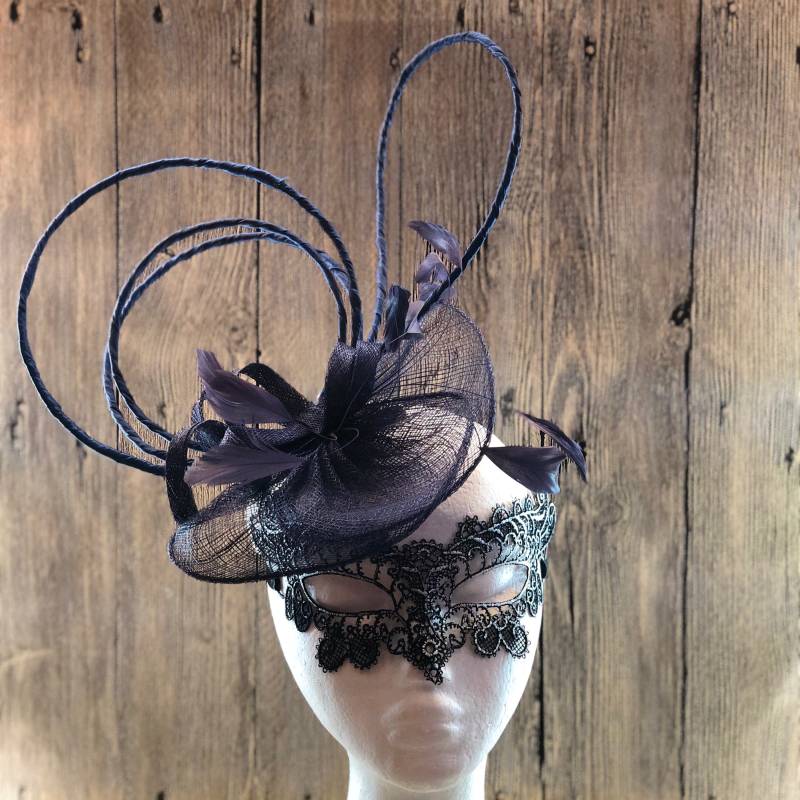 Marineblauer Sinamay Fascinator, Hochzeitshut, Cocktailhut, Derby Hut, Feierhut, Partyhut von WomenHatAccessories