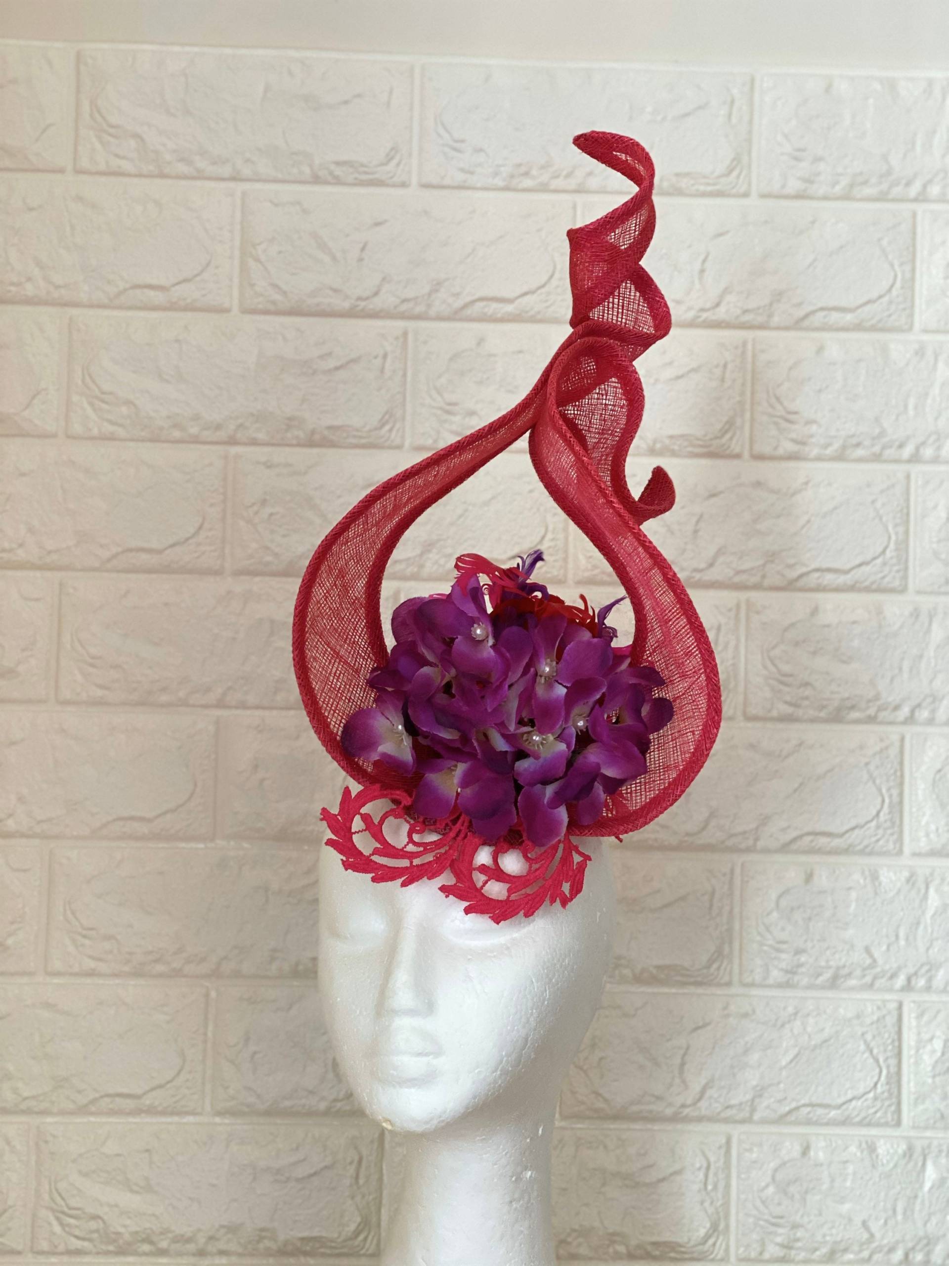 Pinker Fascinator, Hochzeitshut, Sinimay, Cocktail Bordeaux Cup, Derby Hut Pinker Fascinator, Hochzeitshut, Sinimay, Cocktail Bordeaux Cup, Derby Hut von WomenHatAccessories