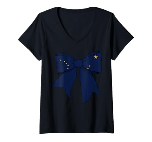 Damen Kokettenschleifenband für Mädchen, Flagge des Bundesstaates Alaska T-Shirt mit V-Ausschnitt Damen Kokettenschleifenband für Mädchen, Flagge des Bundesstaates Alaska T-Shirt mit V-Ausschnitt von Womens Coquette Bow Alaska Heritage Flag Gifts