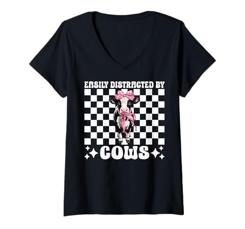 Damen Leicht abgelenkt von Kühen Milchbauer Kuhzucht Mädchen Mama T-Shirt mit V-Ausschnitt von Womens Coquette Bow Dairy Farmer Cow Farming Gifts