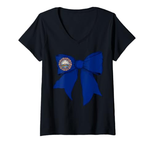 Damen Kokettenschleifenband mit der Flagge des Bundesstaates New Hampshire für Mädchen T-Shirt mit V-Ausschnitt Damen Kokettenschleifenband mit der Flagge des Bundesstaates New Hampshire für Mädchen T-Shirt mit V-Ausschnitt von Womens Coquette Bow New Hampshire Heritage Gifts