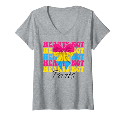 Damen Lustige Pansexuelle Pan Pride Flagge LGBTQ Girl Hearts Not Parts T-Shirt mit V-Ausschnitt Damen Lustige Pansexuelle Pan Pride Flagge LGBTQ Girl Hearts Not Parts T-Shirt mit V-Ausschnitt von Womens Coquette Bow Pansexual Pan Pride Gifts