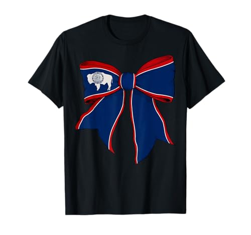 Kokettenschleifenband für Mädchen, Flagge des Bundesstaates Wyoming T-Shirt von Womens Coquette Bow Wyoming Heritage Flag Gifts