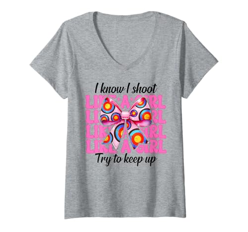 Damen Bogenschießen Mädchen Bogenschießen Mama Bogenschützen I Know I Shoot Like A Girl T-Shirt mit V-Ausschnitt Damen Bogenschießen Mädchen Bogenschießen Mama Bogenschützen I Know I Shoot Like A Girl T-Shirt mit V-Ausschnitt von Womens Pink Coquette Bow Archery Archer Gifts
