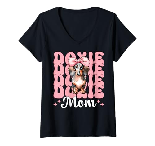 Damen Doxie Mom Dackel Mama Hund Muttertag Kokette Schleife T-Shirt mit V-Ausschnitt Damen Doxie Mom Dackel Mama Hund Muttertag Kokette Schleife T-Shirt mit V-Ausschnitt von Womens Pink Coquette Bow Dachshund Dog Gifts