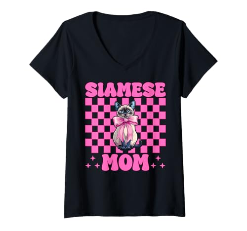 Damen Siamesische Mutter Siamesische Katze Mama Muttertag Kokette Schleife T-Shirt mit V-Ausschnitt Damen Siamesische Mutter Siamesische Katze Mama Muttertag Kokette Schleife T-Shirt mit V-Ausschnitt von Womens Pink Coquette Bow Siamese Cat Pet Gifts