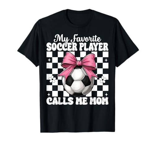 Mein Lieblingsfußballspieler nennt Mich Mama Mother's Day Coquette T-Shirt von Womens Pink Coquette Bow Soccer Player Gifts