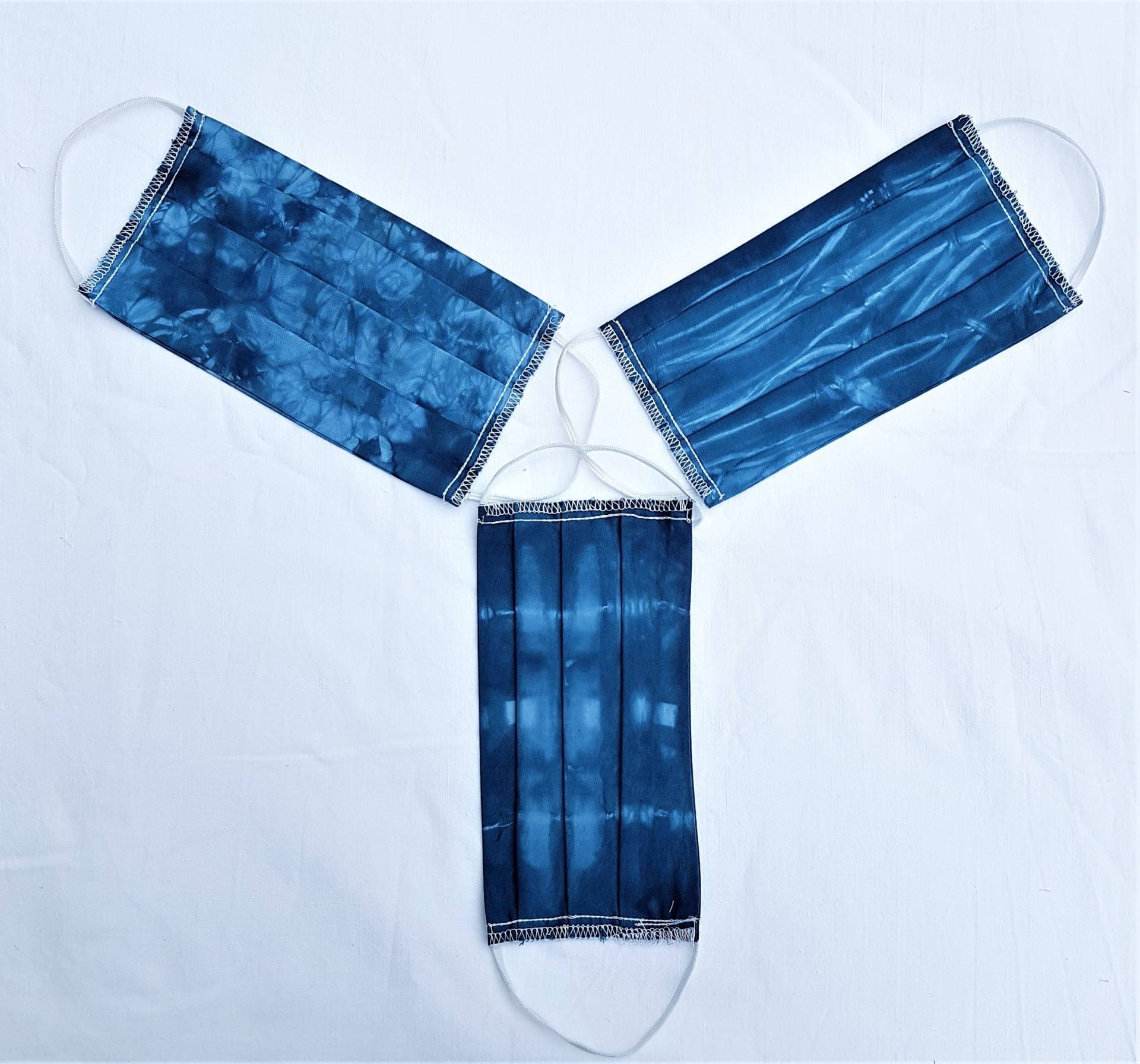 Waschbare Gesichtsmaske Shibori 100% Baumwolle, Handgefertigt. Boho | Batik Schutzmaske, Waschbar Bei 60Grad & Wiederverwendbar Unisex von WonderWuzzi
