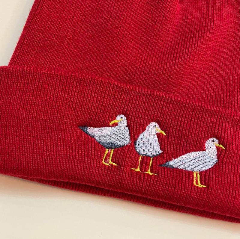 Bestickte Möwe Strickmütze Küstenvogel Mütze Bestickte Möwe Strickmütze Küstenvogel Mütze von WonderfulWorldx