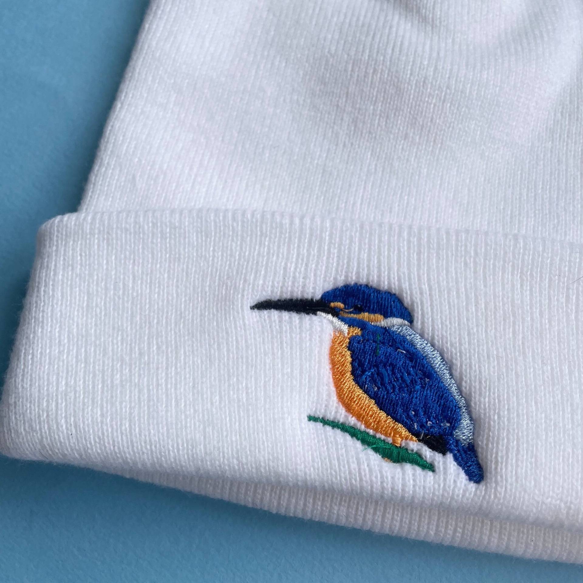 Eisvogel Stickmütze Vegane Mütze Mit Bündchen Eisvogel Stickmütze Vegane Mütze Mit Bündchen von WonderfulWorldx