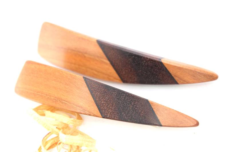 Kleine Haarspangen , Haarclip Haarklammer Holzklammer Holzhaarpin Strähnchen/Paar Größe 55mm Intarsie in Walnuss von WoodArtGermany