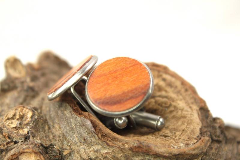 Manschettenknöpfe, Edelstahl, Hölzerne Manschettenknöpfe Aus Holz/18mm Edelstahl Intarsie Apfel von WoodArtGermany