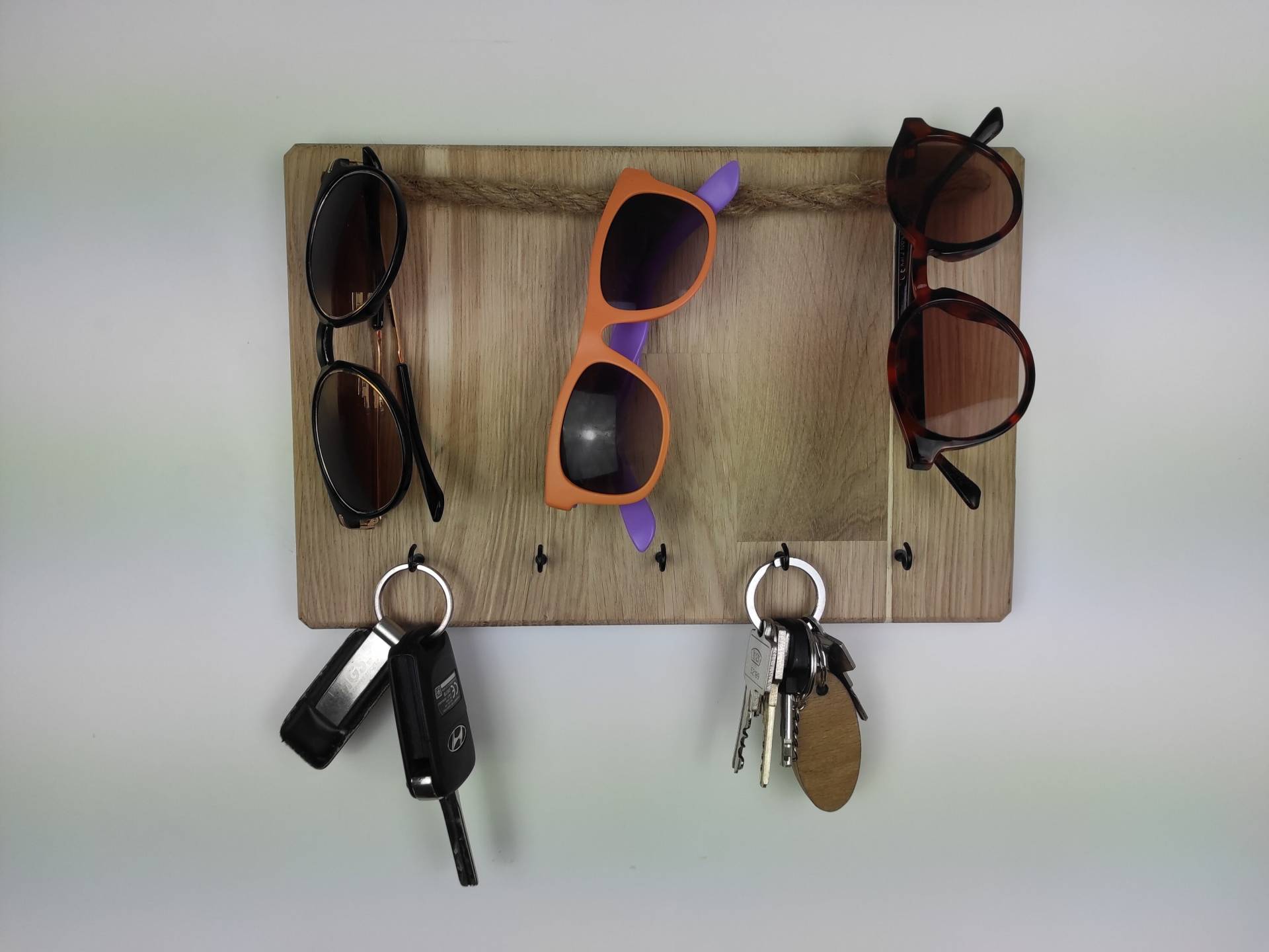 Sonnenbrillenhalter Aus Holz, Schlüsselhalter Personalisierter Holz Sonnenbrillenhalter Aus Holz, Schlüsselhalter Personalisierter Holz von WoodStyleDeutschland