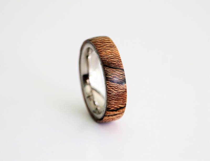 Ahorn-Holz-Ring Ahorn-Holz-Ring von WoodandWhiskeyDesign